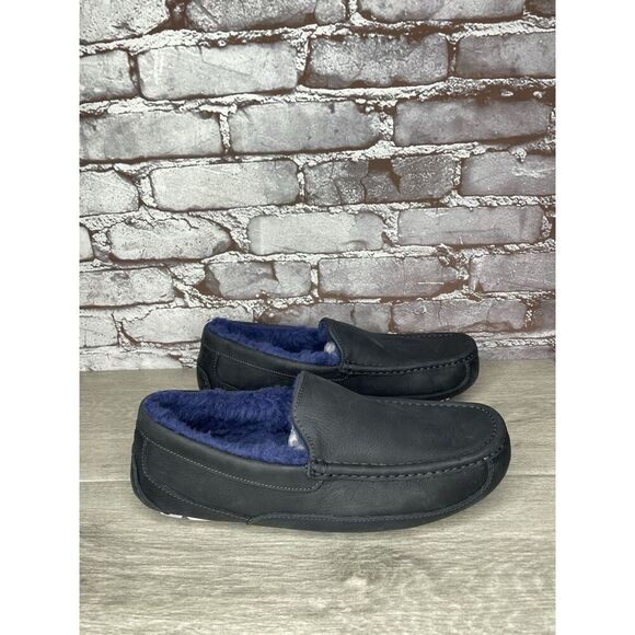 UGG Ascot Slipper Blue Matte Leather Navy Wool Loafers Men’s 10M US/43EU 1103889 - Picture 1 of 16